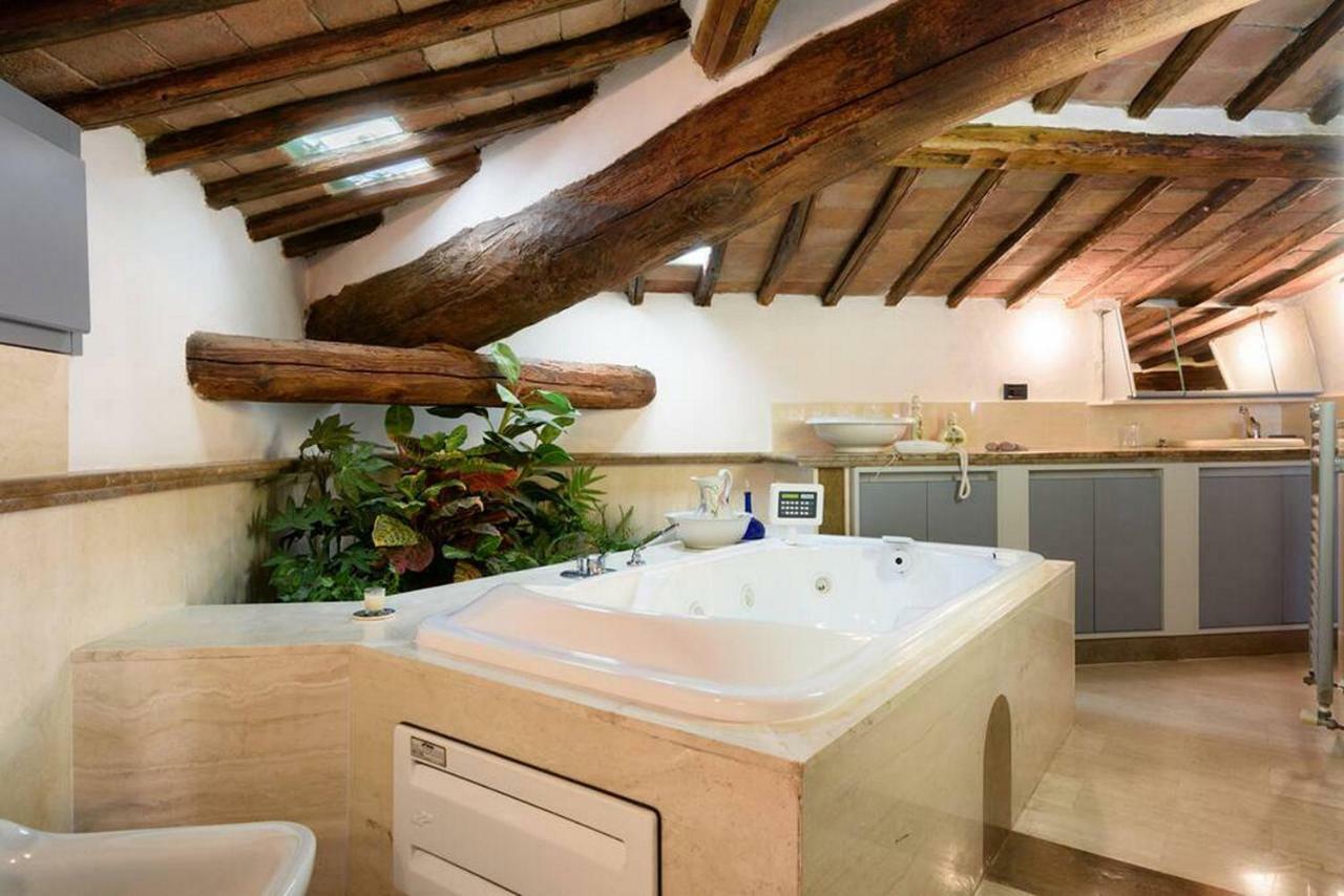 Penthouse In Siena Near Piazza Del Campo Lägenhet Exteriör bild