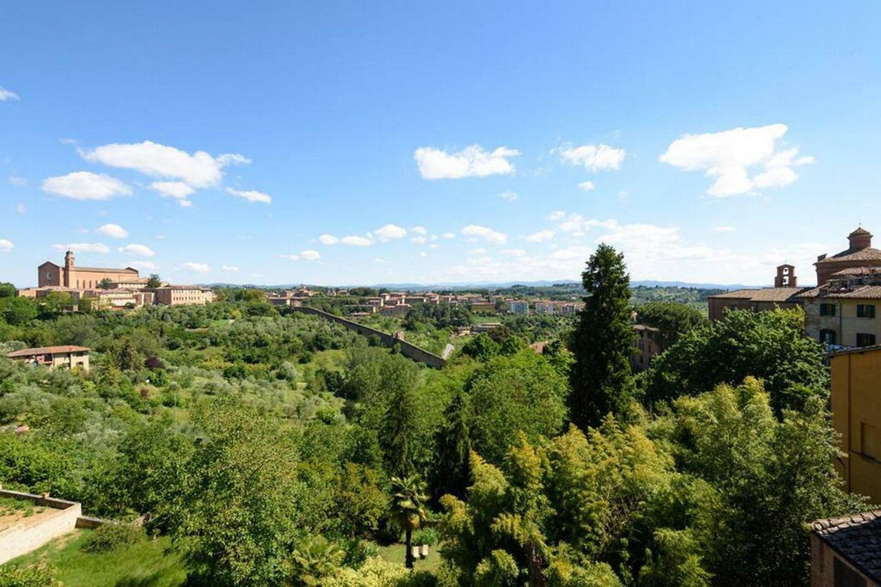 Penthouse In Siena Near Piazza Del Campo Lägenhet Exteriör bild